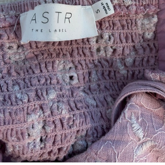 Astr The Label Pink Eyelet Mini Dress Floral Lace Coquette Kawaii Cottagecore - Picture 3 of 4